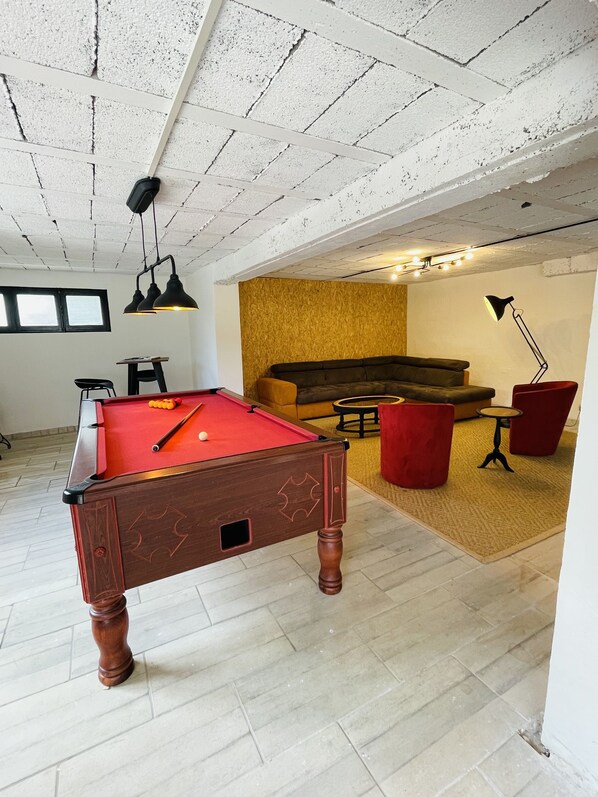 Game room
