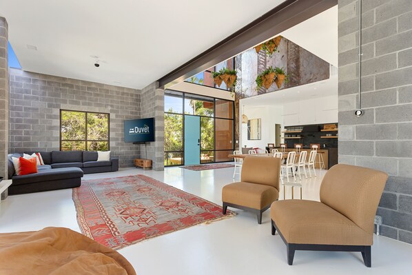 Welcome to  Makai House!