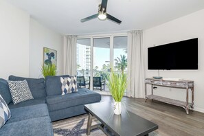The Palms of Destin 2309 - Living Area