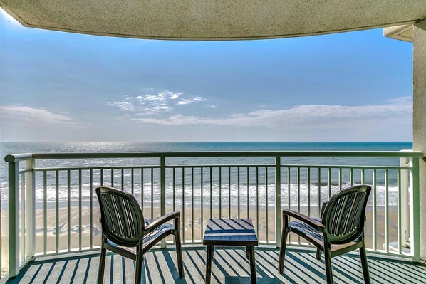 Spectacular Private Oceanfront Balcony 