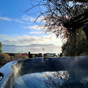 Ocean view from the hot tub 