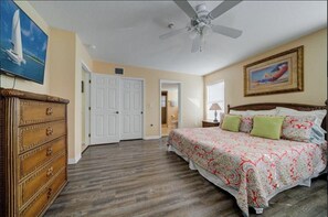 Large Master bedroom ensuite
