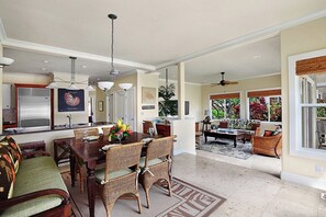 Regency Villas 111 Entrance