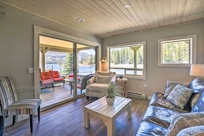 Cabin Interior | Living Room | Step-Free Entry to Property