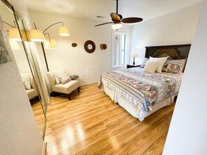 Queen Bedroom