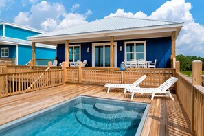pool /deck that faces beach