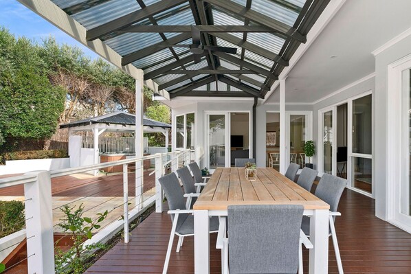 Outdoor dining
