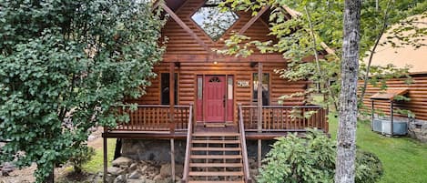 Cabin Time located in White Oak Resort 