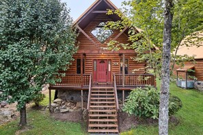 Cabin Time located in White Oak Resort 