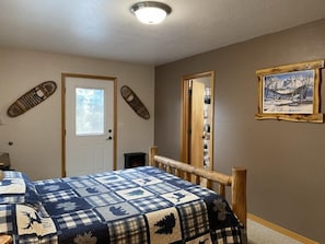 Bedroom (1)