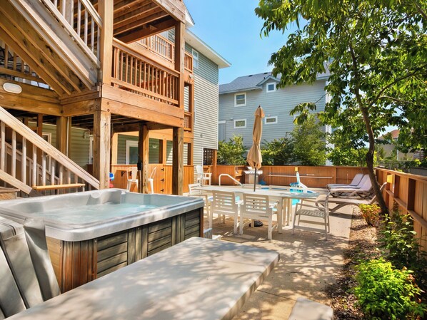 Soothe your muscles in the warm, bubbly Hot Tub and enjoy a dip in the Private Pool!