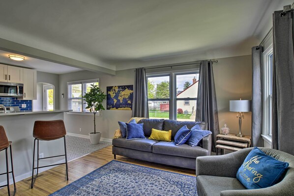 Minneapolis Vacation Rental | 2BR | 1BA | 900 Sq Ft | 1-Story Duplex