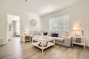 The sunny afternoon sun in the living room to enjoy comfortably together.