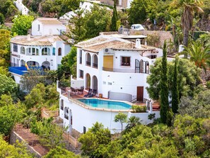 Building, Window, Property, Plant, Tree, House, Architecture, Urban Design, Landscape, Real Estate