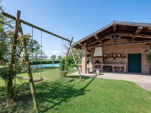 Sky, Plant, Shade, Land Lot, Grass, Landscape, Leisure, Rural Area, Tree, Wood