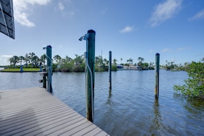 Private Dock | Stairs Required for Home Access | Boats Welcome