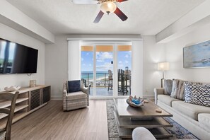 Living Area with Gulf Views