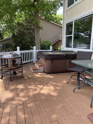 Hot tub and fire pit on the deck. 