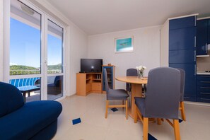 Dining room, Living room, Balcony