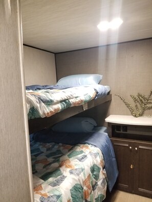 Second Bedroom 2 Bunk beds twin maximum 200 pounds on top 