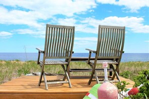 Enjoy your morning coffee, read a book or enjoy the sunset on this marsh balcony.