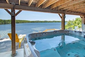 Hot Tub Overlooking the lake