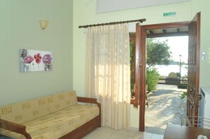 Living room sea view # 2