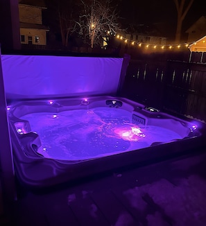Bain à remous extérieur