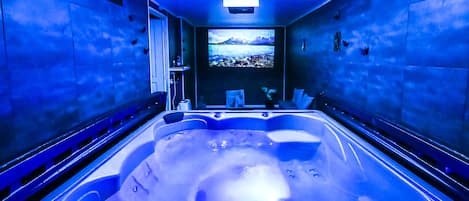 Spa / jacuzzi / sauna relaxation room