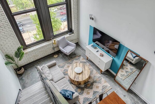 High ceilings and gorgeously decorated loft