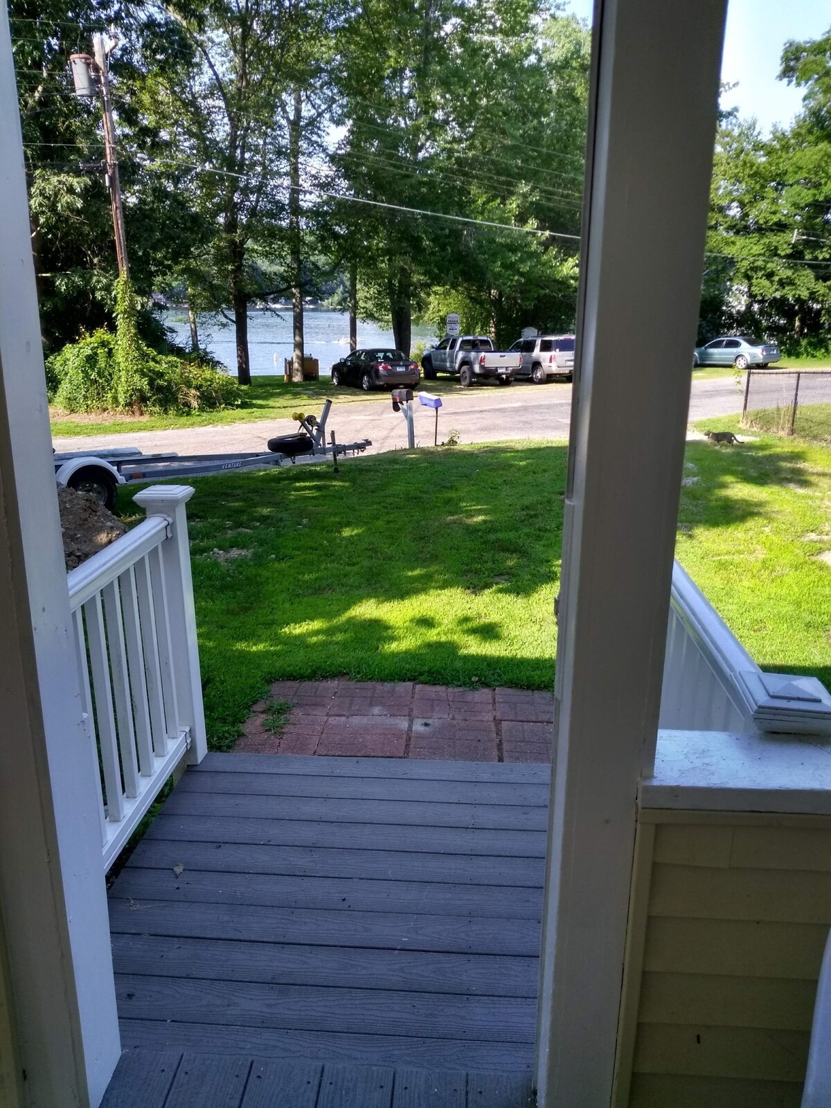 Lakeside 3 Bedroom House Across From Association Beach!