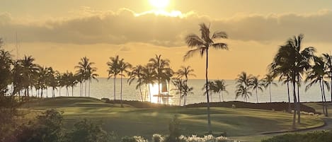 April Sunset & Catamaran from lanai