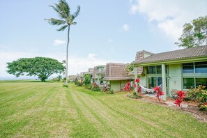 The exterior of our condo in Princeville.