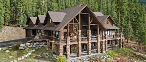 This luxurious 6,500 sq ft home with 7 bedrooms & 6 bathrooms backs up to the national forest & boasts incredible views of Mt. Quandary.