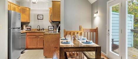 Full kitchen and dining room with seating for 4!