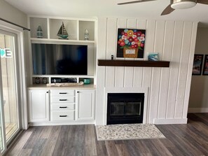 Built-ins with 55" TV and fireplace