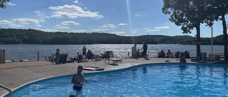 Lower pool with panoramic main channel lake view to relax and watch boats!