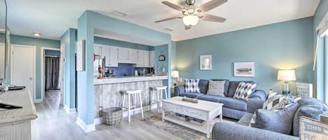 Panama City Beach Vacation Rental | 1BR | 1BA | 600 Sq Ft | Stairs Required