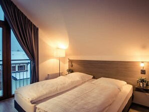 Building, Furniture, Comfort, Wood, Lamp, Lighting, Bed, Interior Design, Bed Frame, Floor