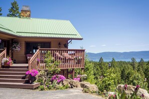 Incredible views of the lake | Exterior