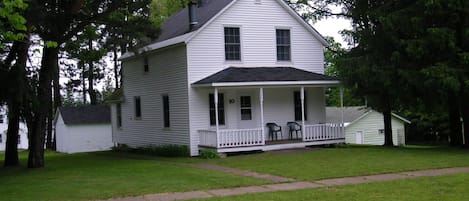 Ski House 10 Summer