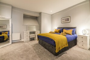 Tipyn O Haul - 1 Bedroom Apartment - Tenby (3705)