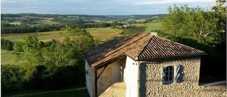 Lacassagne Saint Laurent Lolmie 46 800 Lendou en Quercy. Gite de France 3 épis