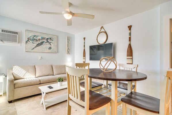 Indian Rocks Beach Vacation Rental | 1BR | 1BA | 450 Sq Ft | Single Story