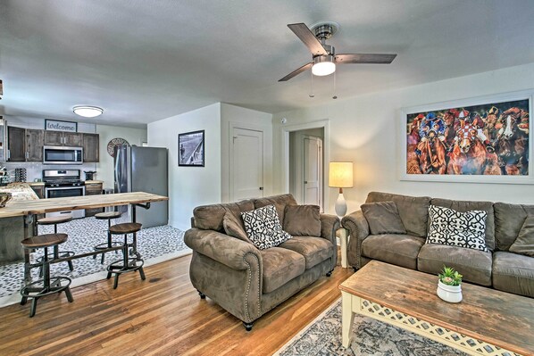 Hot Springs Vacation Rental | 3BR | 3BA | 1,400 Sq Ft | 2-Story Home