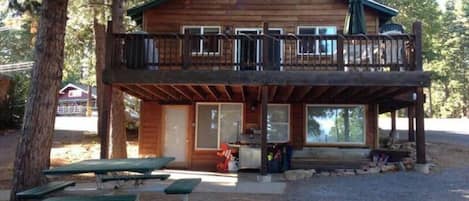 Welcome to beautiful Lake Almanor lakeside resort! Cabin 6 is on the lower level with patio and a picnic table steps from the door.