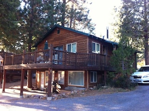 Welcome to cabin 7 at Lake Almanor.