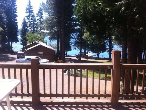 Welcome to cabin 7 at Lake Almanor. Beautiful views of the lake from the deck. Please message with any questions!