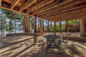 Cabin 6 patio