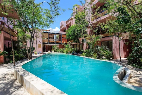 Pool